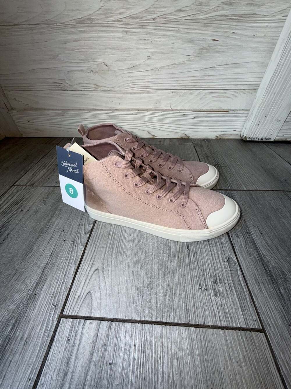 Universal Thread Women's Mauve High Top Sneakers Size 8